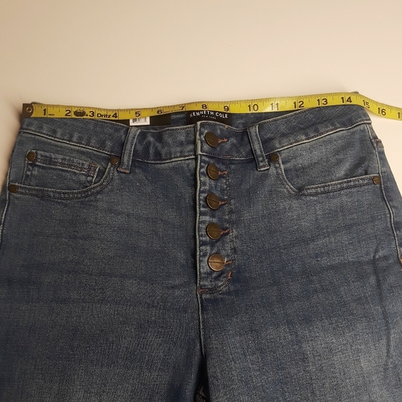 KENNETH COLE NY Perry Wash Raw Hem Button Fly Straight Leg Stretch Jeans 6 NWT - Picture 8 of 9